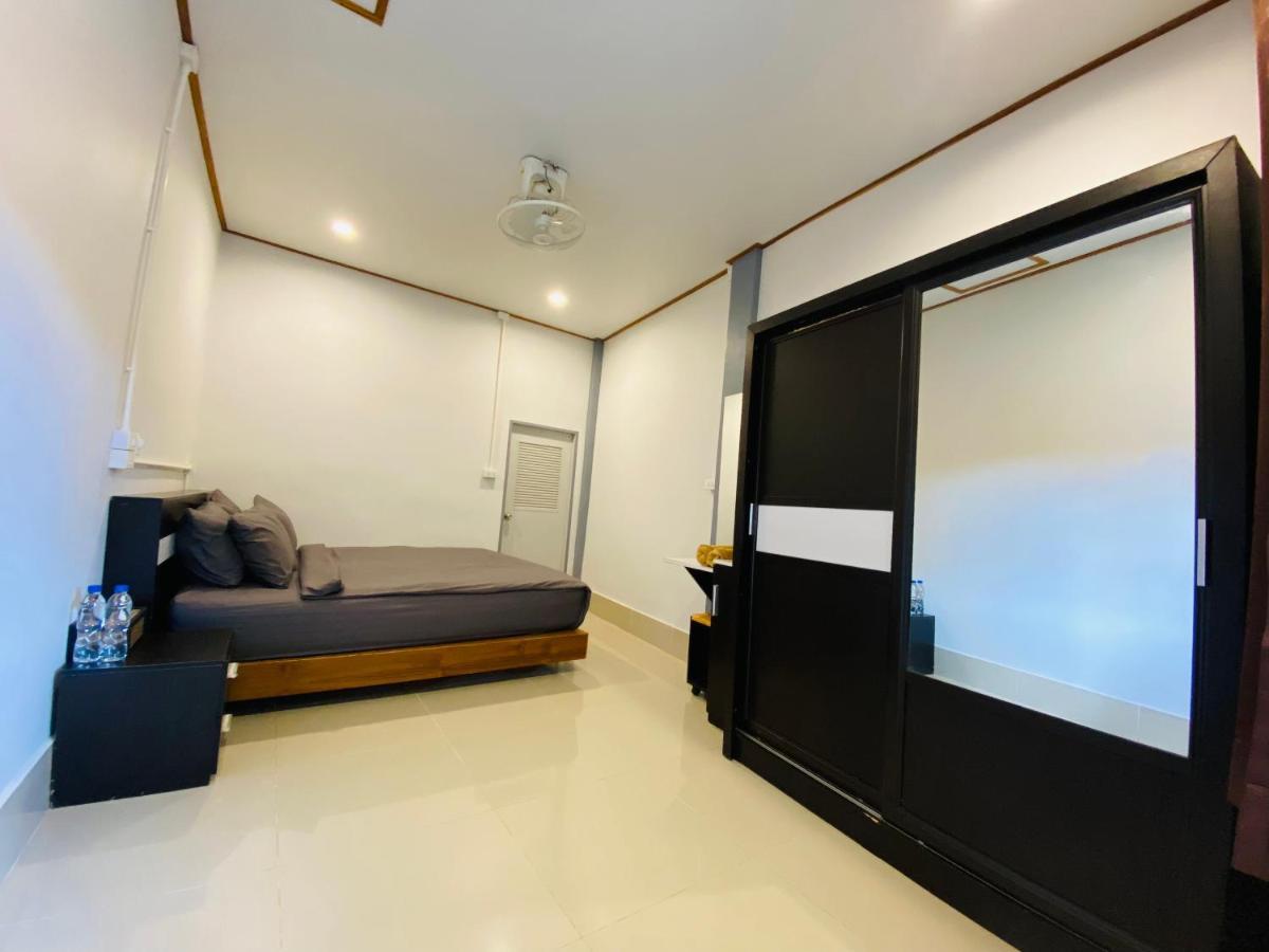 Mi Wo Homestay Ban Rak Thai Buitenkant foto